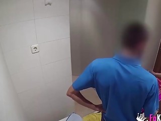 Naughty amateur sucks a dude while taking a hot shower