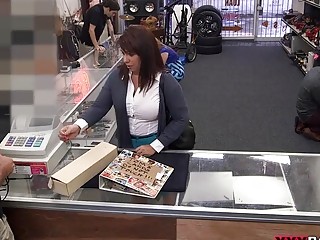 Mature at the pawn shop gets nailed in hardcore fashion