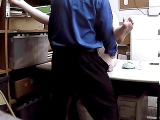 Hot teen gets penetrated by the mall officer 